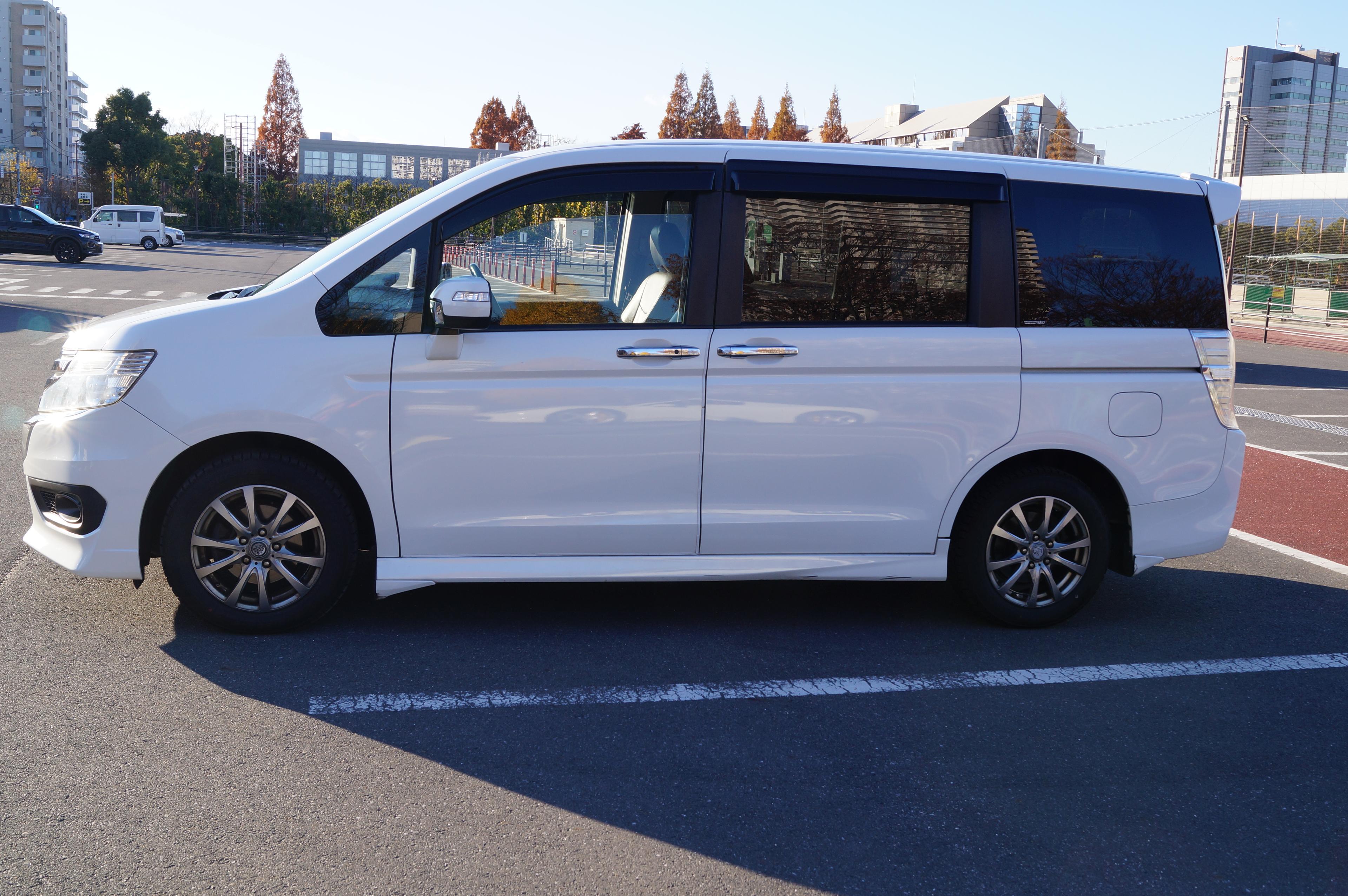 Honda ステップワゴン 4WD